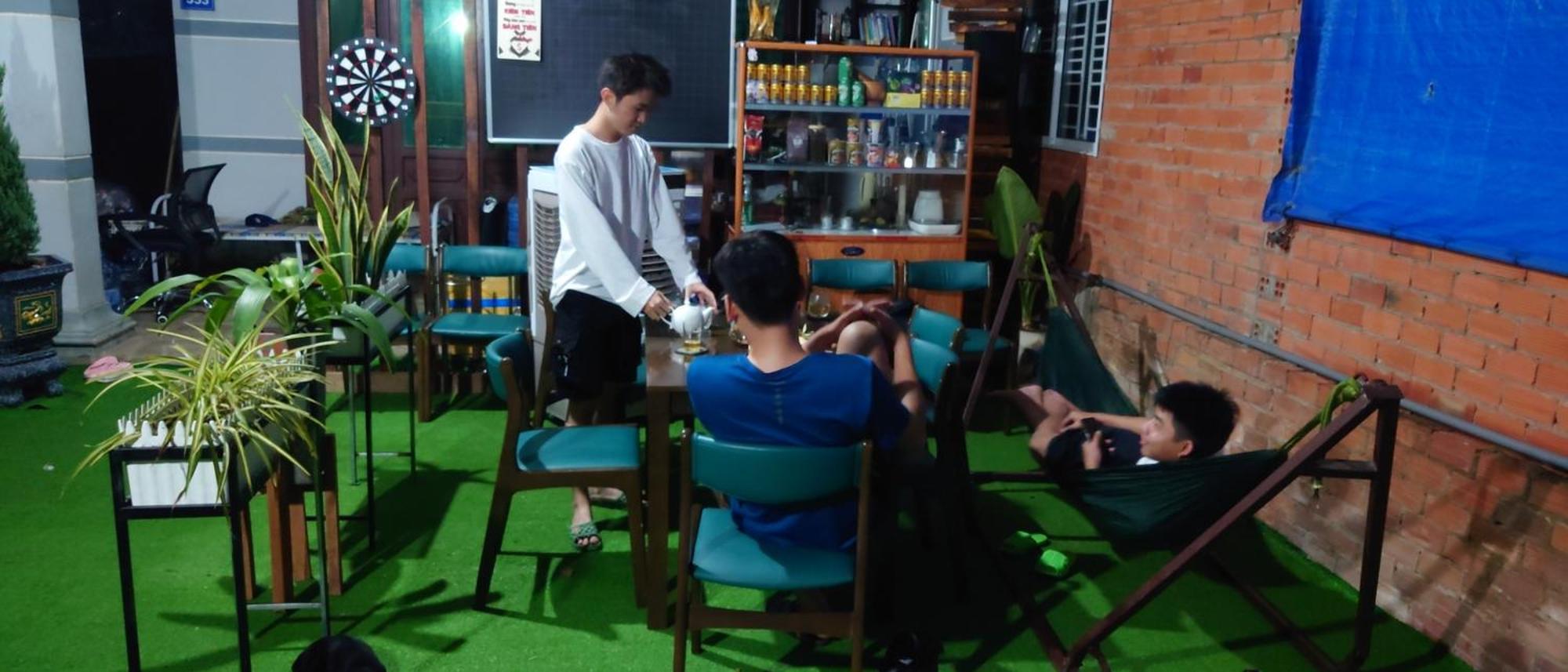 Goodlad - Adam'S Coffee Apartment Truong Mit Exterior photo